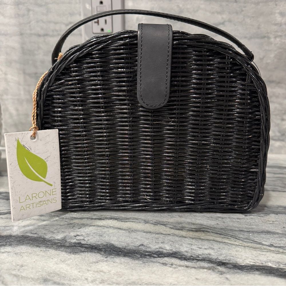 LARONE ARTISANS Half‎ Moon Black Wicker Purse